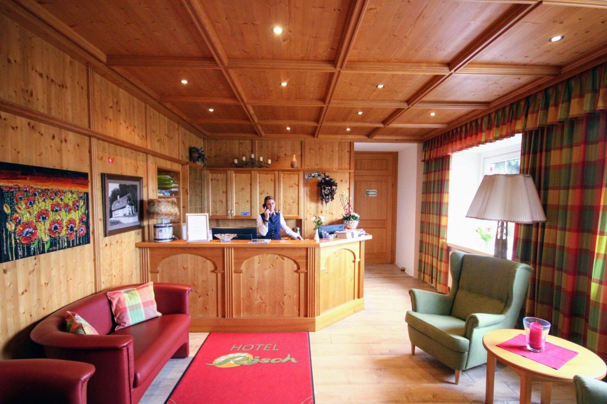 Hotel Roesch Klagenfurt am Woerthersee Bagian luar foto