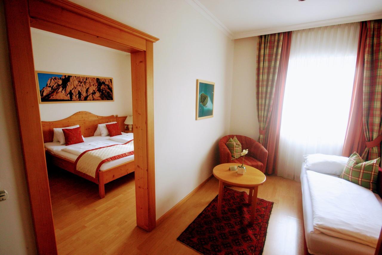 Hotel Roesch Klagenfurt am Woerthersee Bagian luar foto