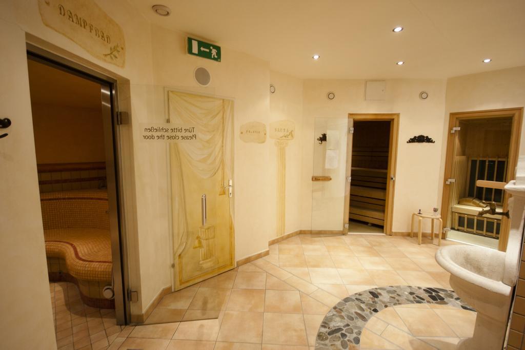 Hotel Roesch Klagenfurt am Woerthersee Bagian luar foto