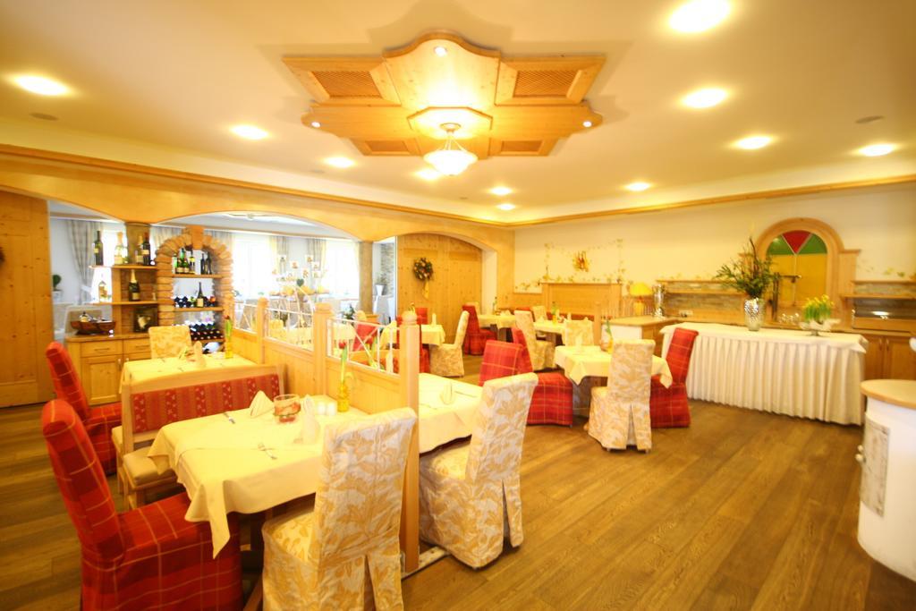 Hotel Roesch Klagenfurt am Woerthersee Bagian luar foto